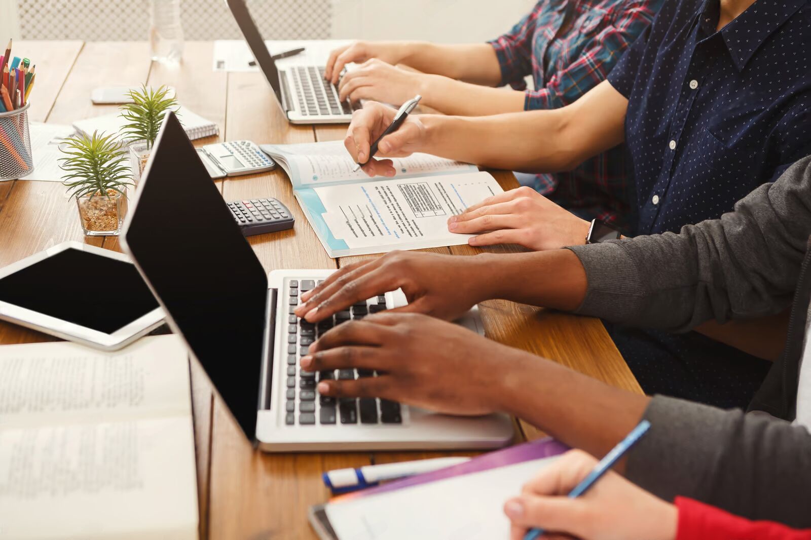 Best laptop deals 2025